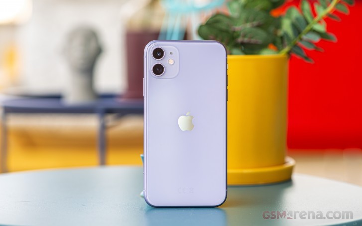 iphone-3-1692958917.jpg