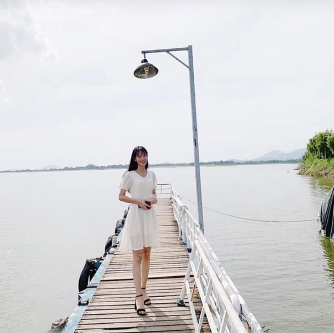 khanh-linh-4-1693210685.jpg