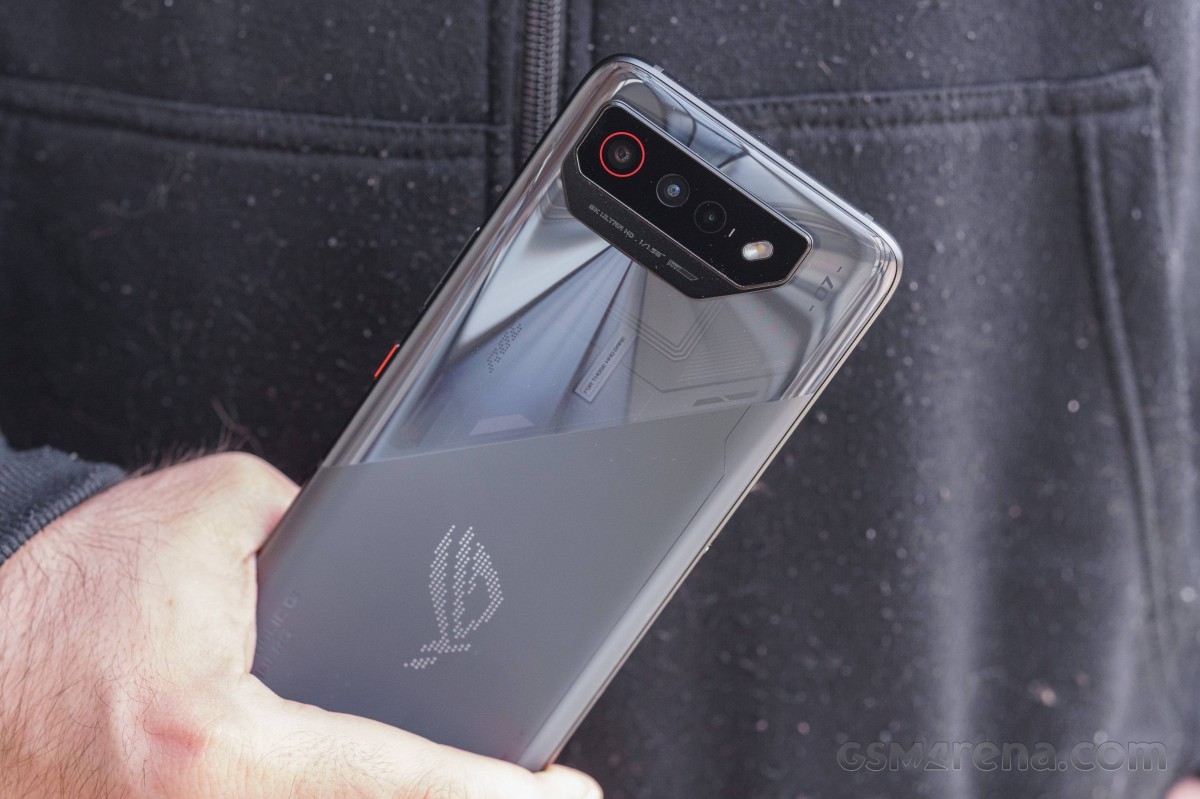 asusrogphone8-3-1693285467.jpg