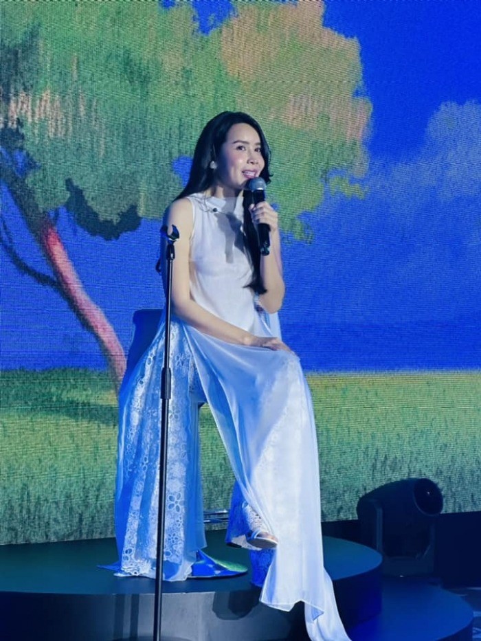 moi-quan-he-ho-hoai-anh-luu-huong-giang-5-1693383447.jpg