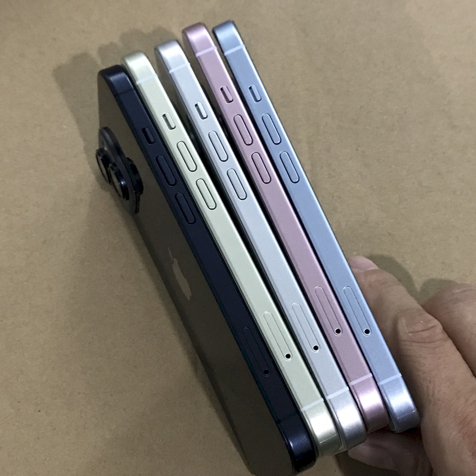 iphone-4-1693886530.jpg