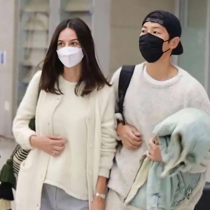 song-joong-ki-25-1672046985051-1693911145.jpg