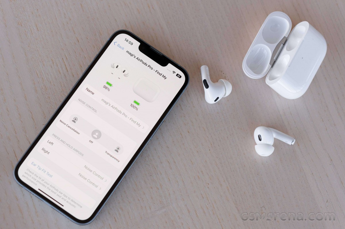 airpods-5-1694599850.jpg