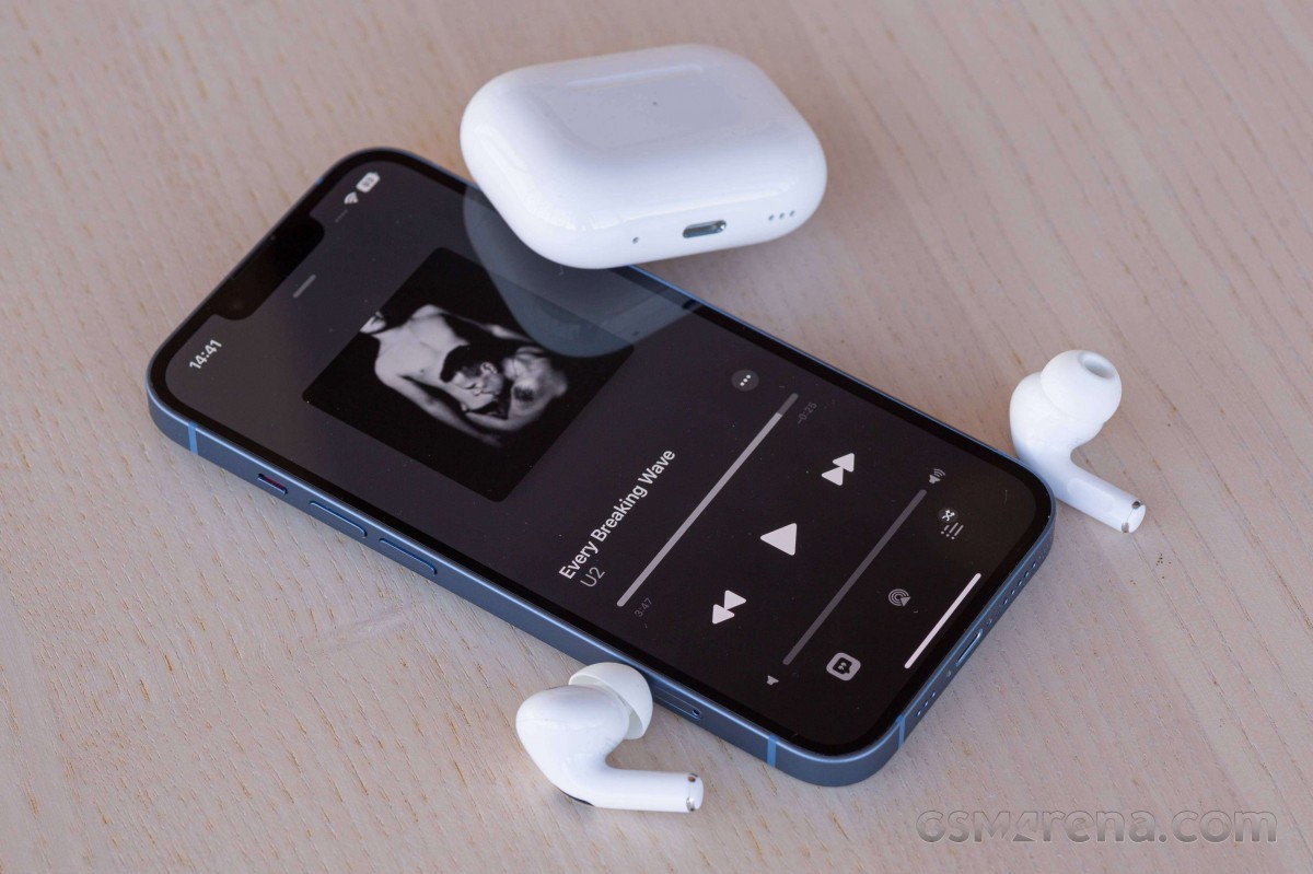 airpods-6-1694599852.jpg