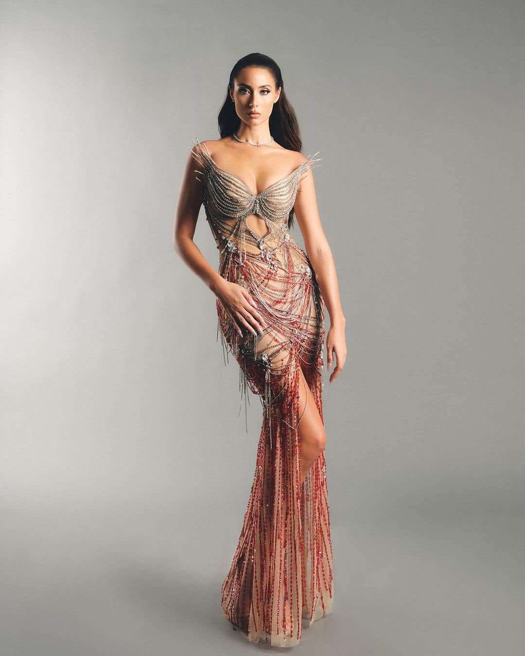 lydie-vu-can-quet-miss-universe-vietnam-2023-sac-voc-dinh-co-nao-4-1695098647.jpg