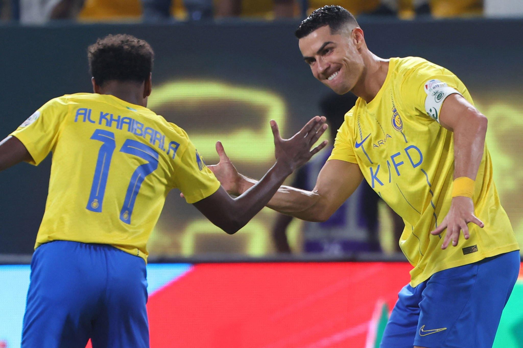 ronaldo-al-nassr-al-ahli-1695442060.jpg
