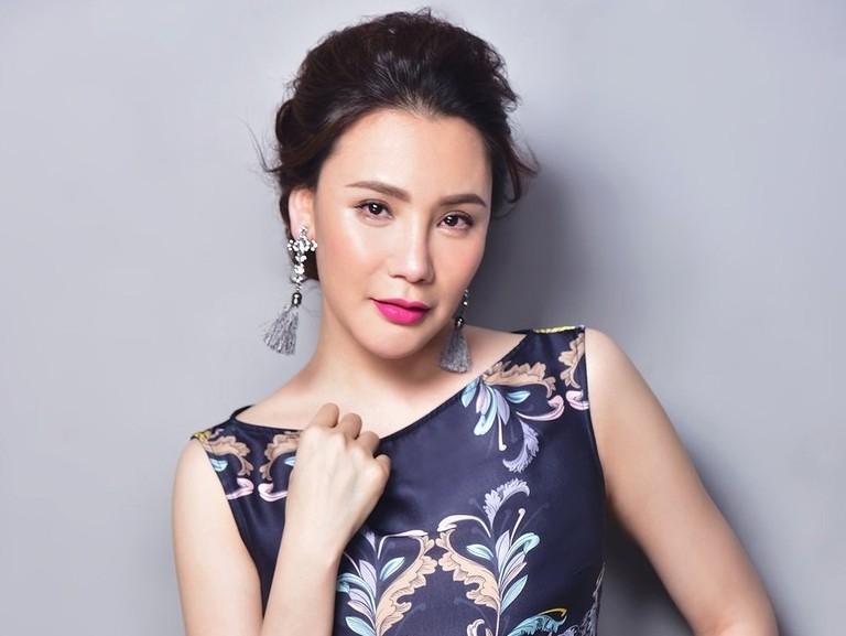 ho-quynh-huong-tro-l-1695564898.jpeg
