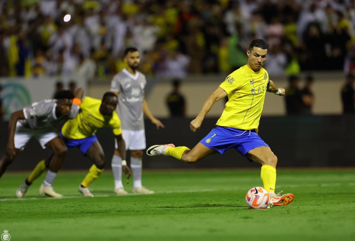 ronaldo-al-nassr-ghi-ban-1696034215.jpg