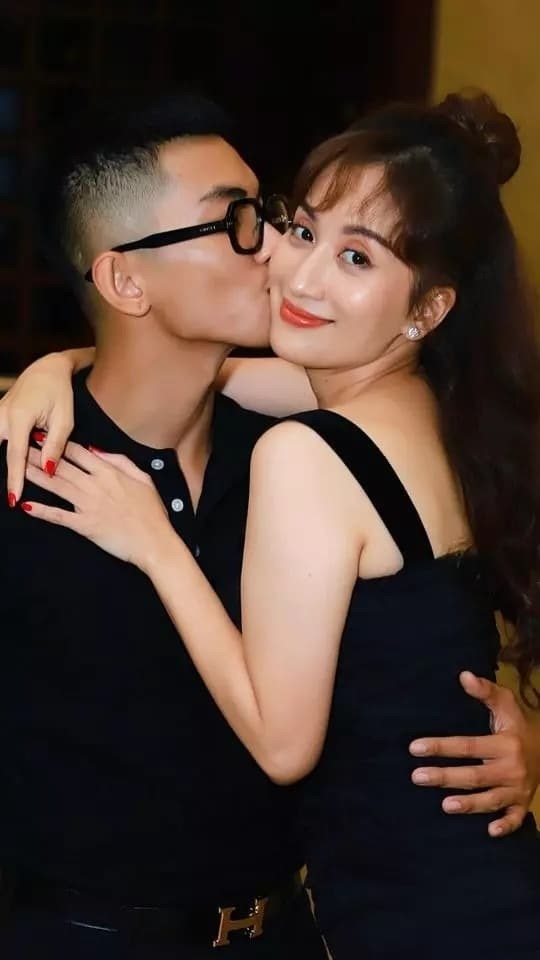 khanh-thi-than-tho-noi-buon-cua-1696387087.jpg