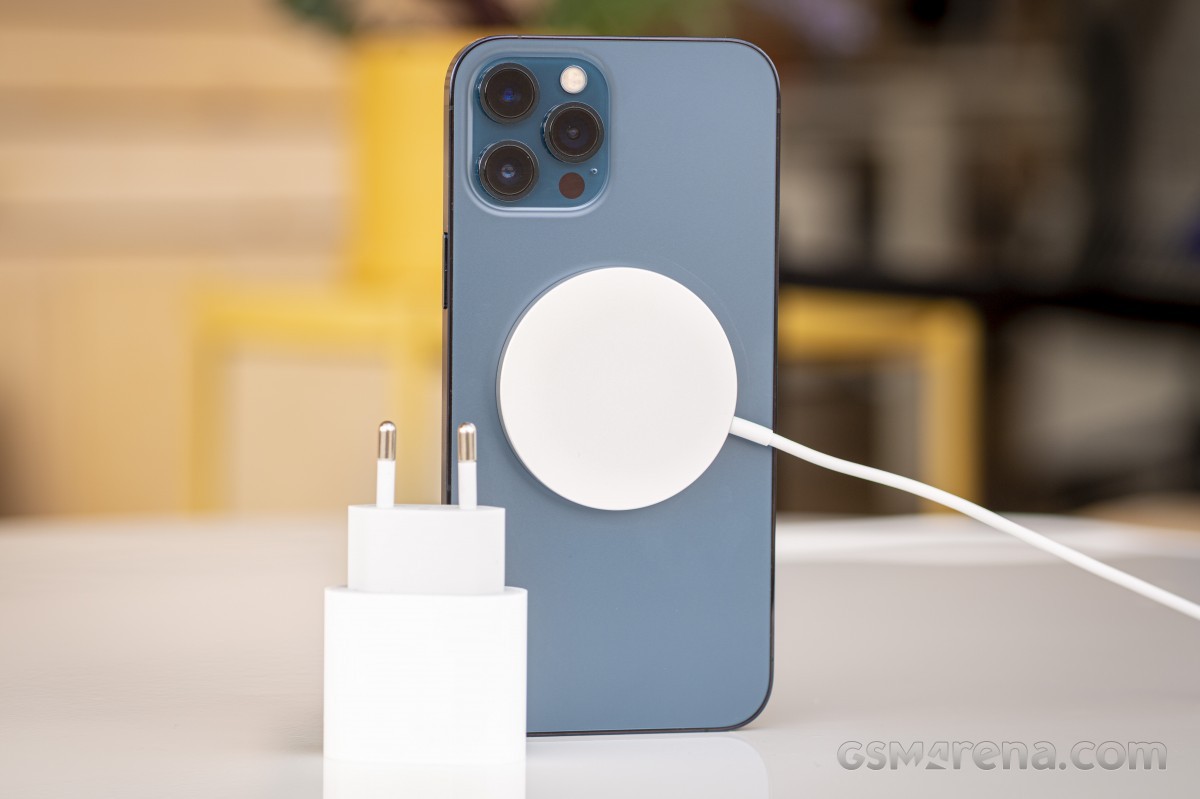 iphone-9-1696479891.jpg