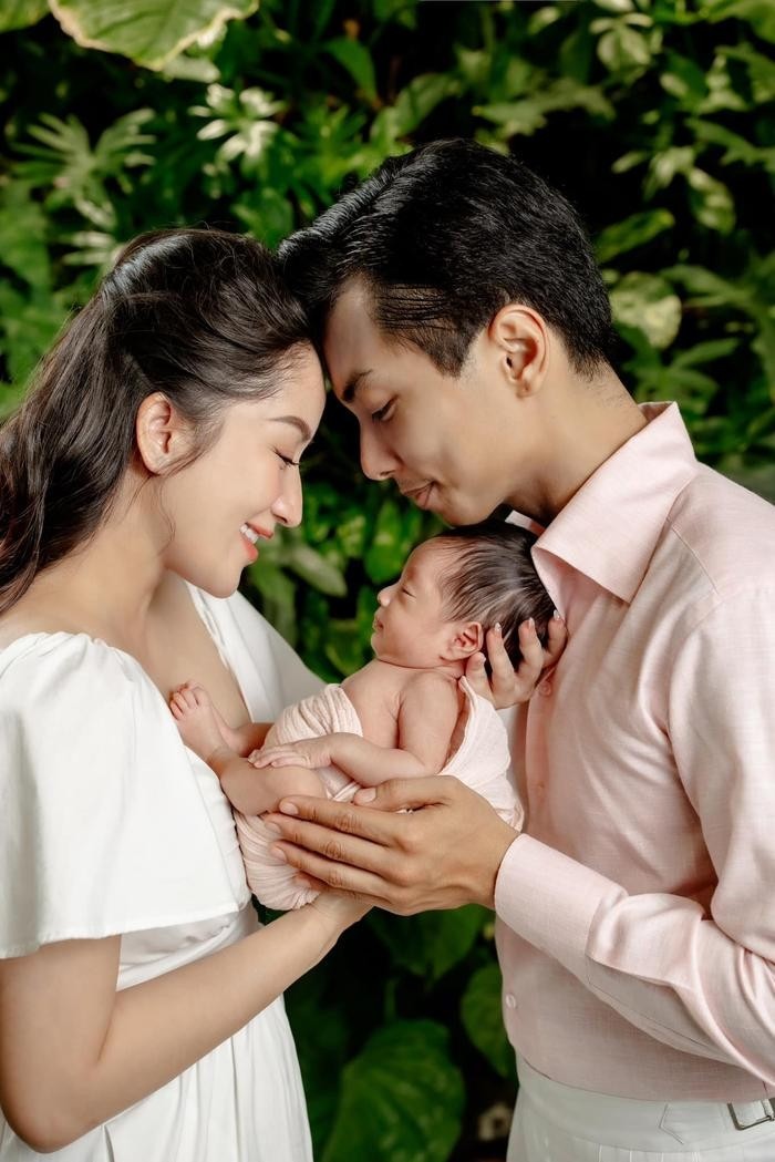 khanh-thi-phan-hien-3-1696922506.jpg