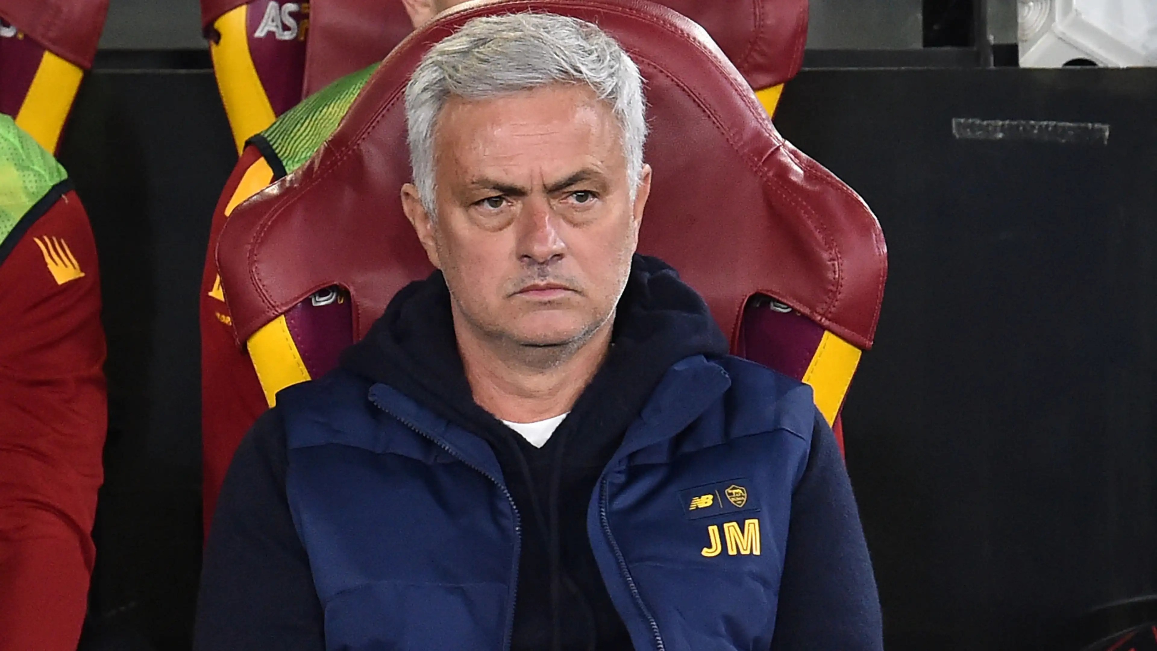jose-mourinho-roi-roma-1697682393.jpg