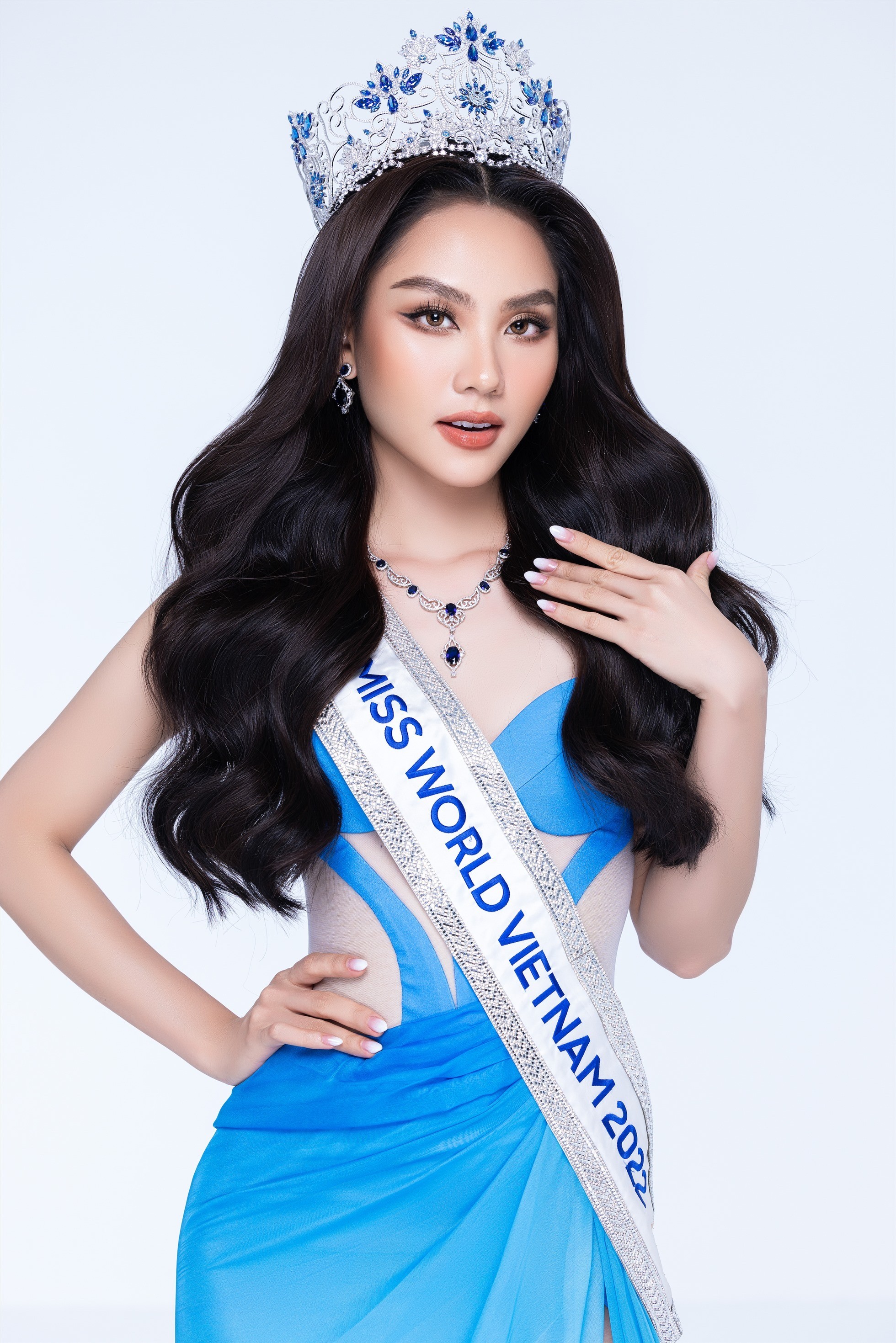 hoa-hau-mai-phuong-1-1697813682.jpeg