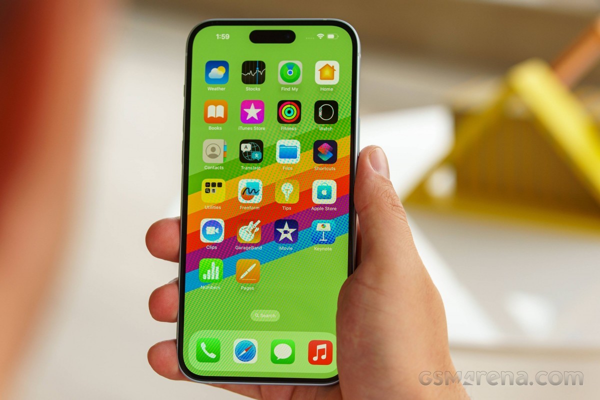 iphone-3-1697965555.jpg