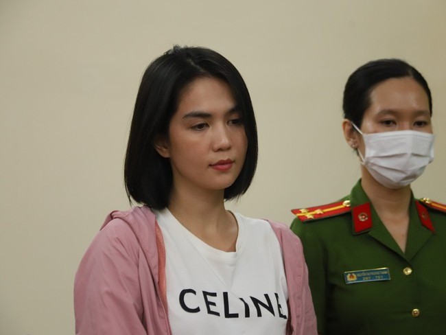 ty-phu-hoang-kieu-ngoc-trinh-55-1698052109.jpg