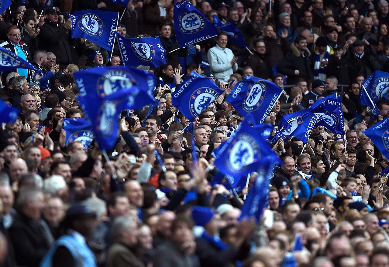 chelsea-fans-1698403048.jpg