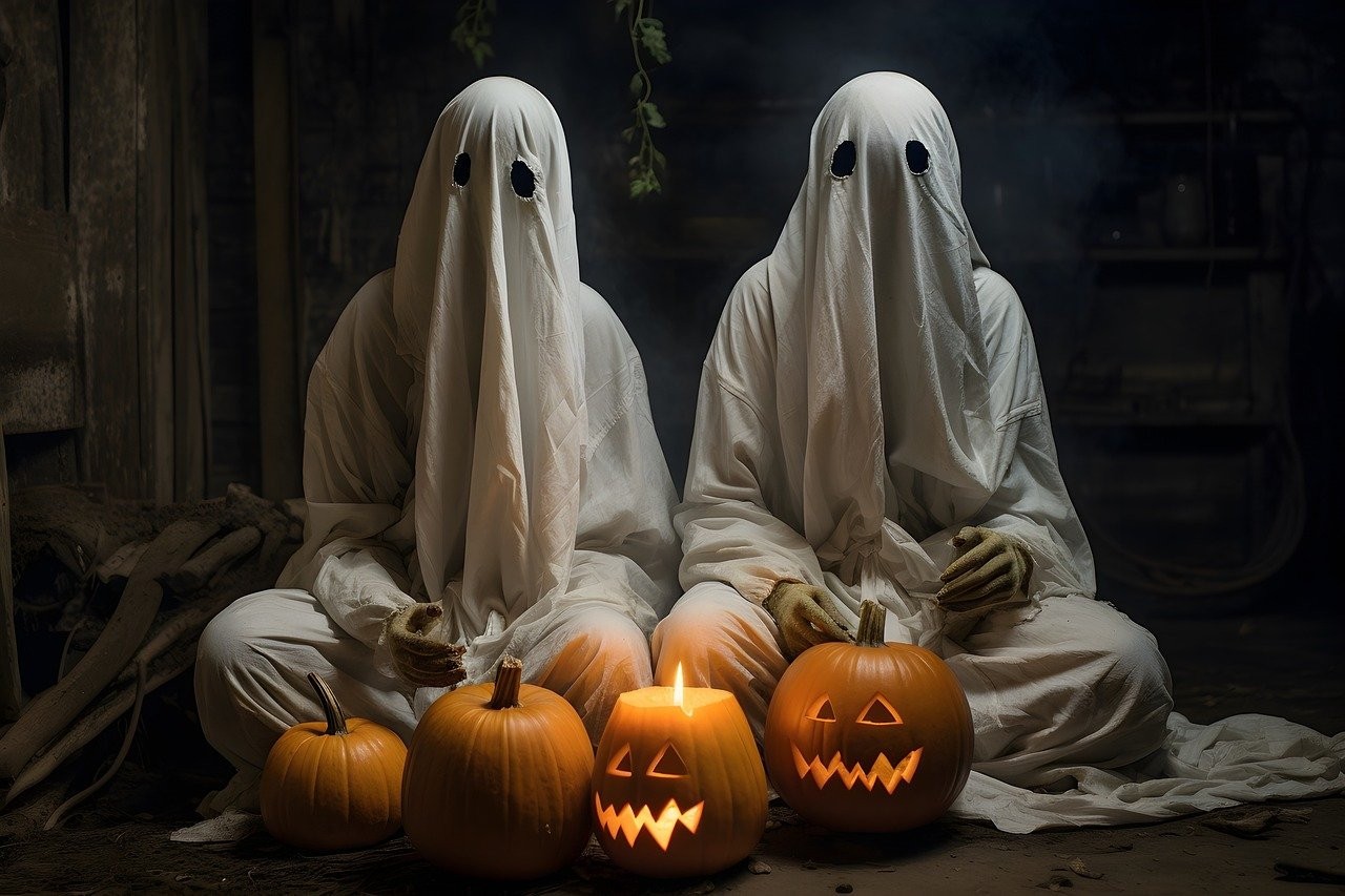 halloween-4-360-1698575591.jpg