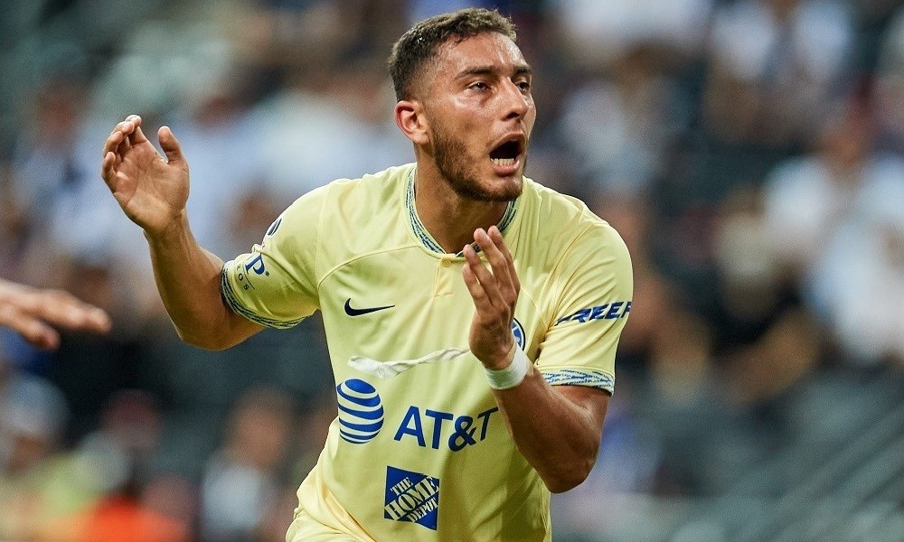 sebastian-caceres-mu-1698616792.jpg