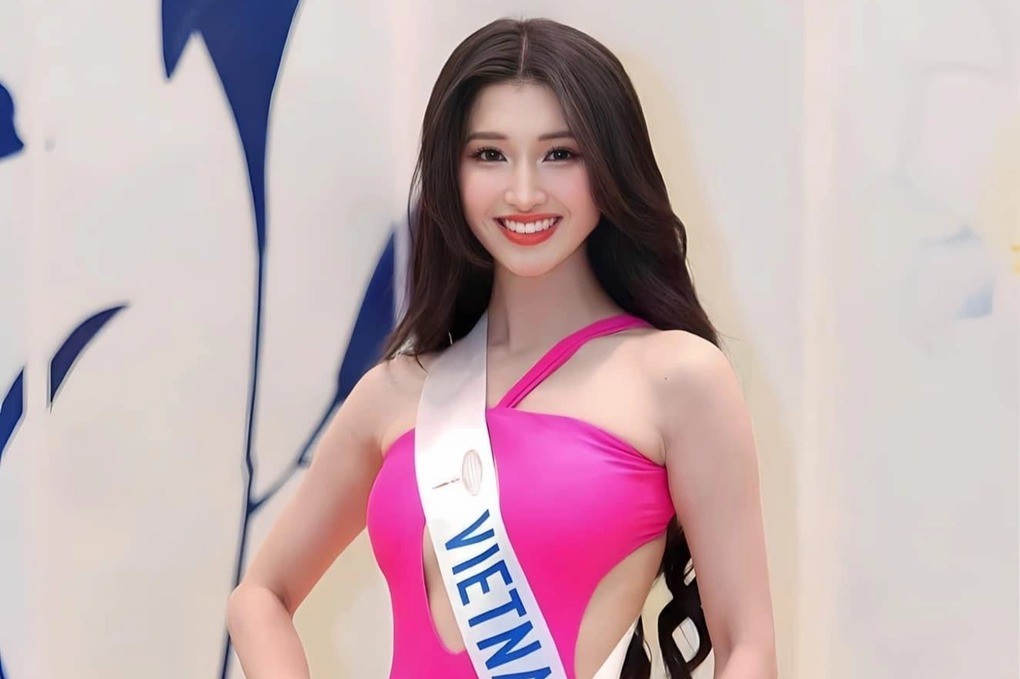 a-hau-phuong-nhi-trong-bo-bikini-1698740803.jpg
