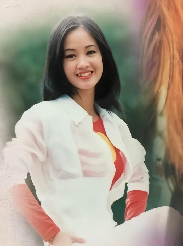 hong-nhung-thoi-tre-4-1699008365.jpg