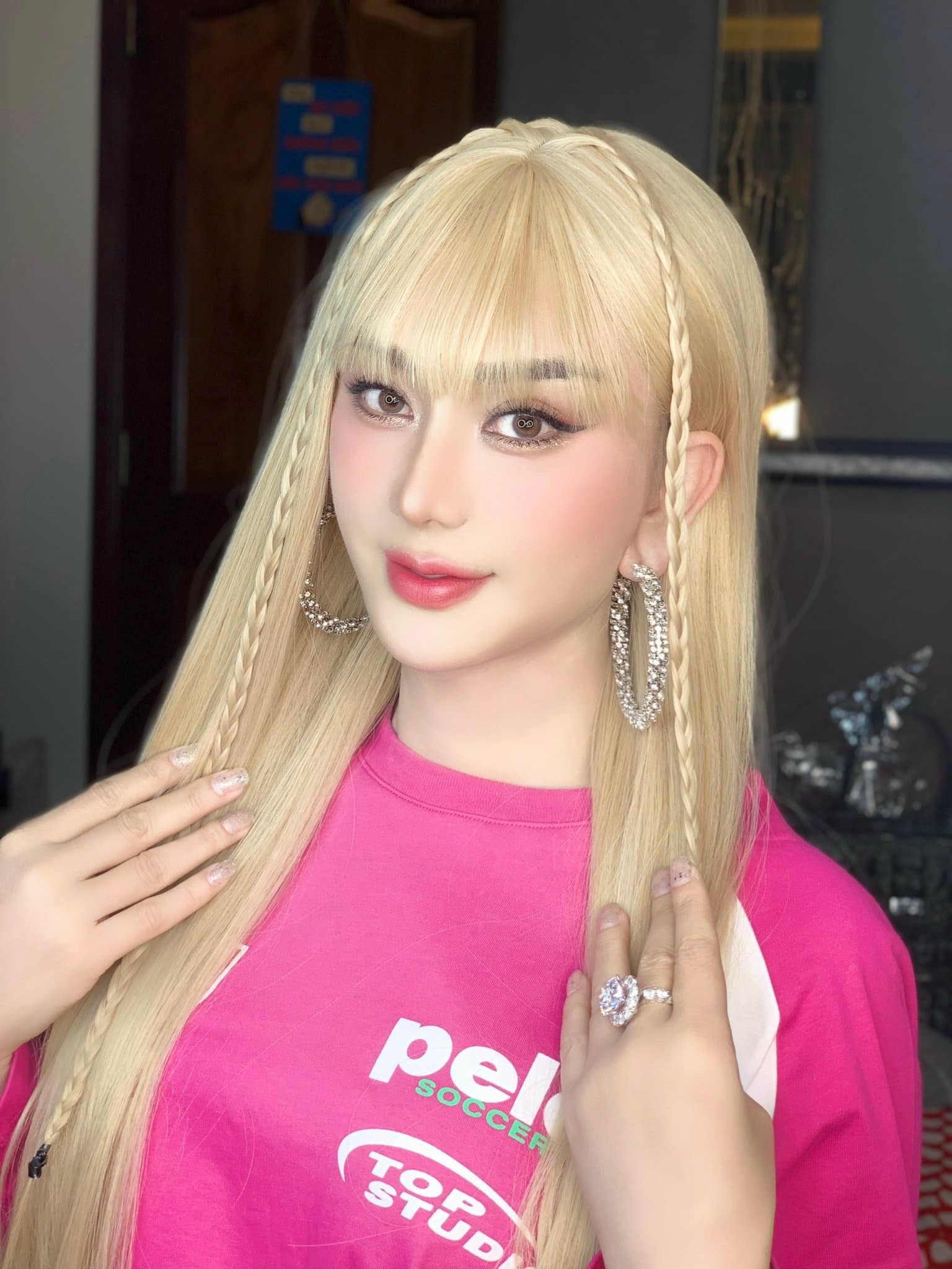 lam-khanh-chi-1-1699354080.jpg