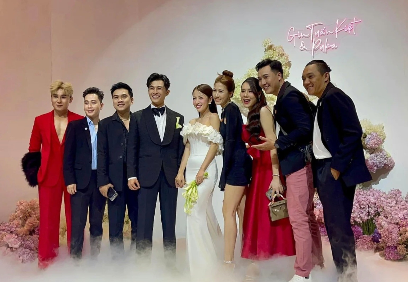 dam-cuoi-puka-gin-tuan-kiet-midu-1699429120.jpg