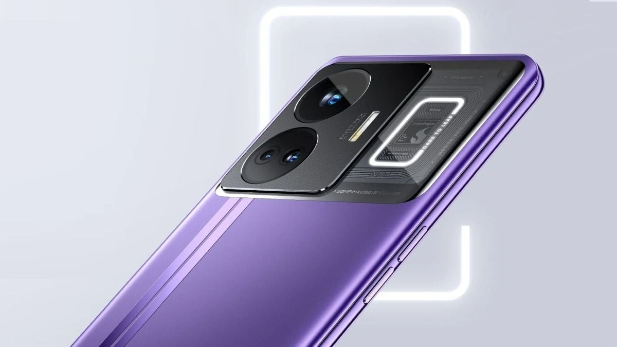 realme-3-1699521109.jpg