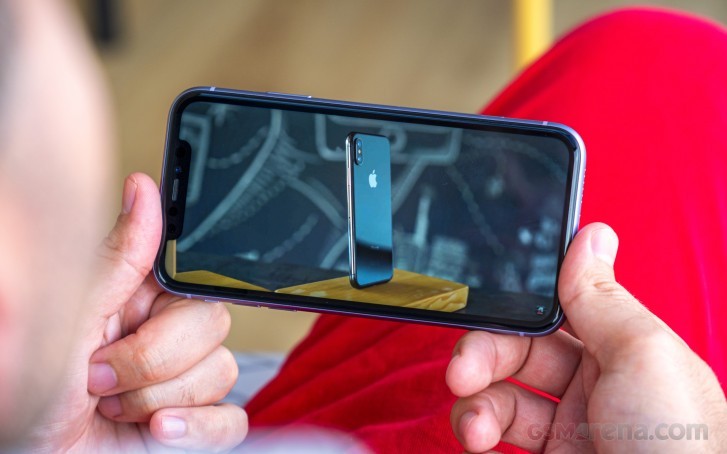 iphone-4-1699848927.jpg
