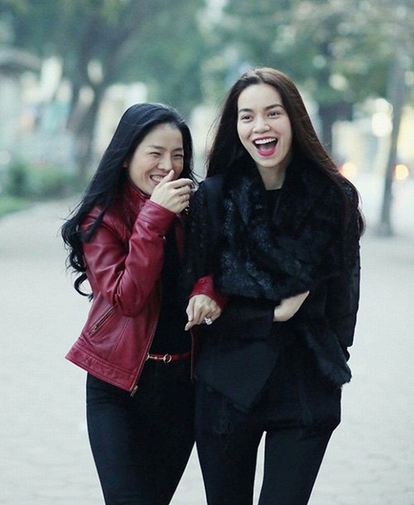 ho-ngoc-ha-le-quyen-1699939185.jpg