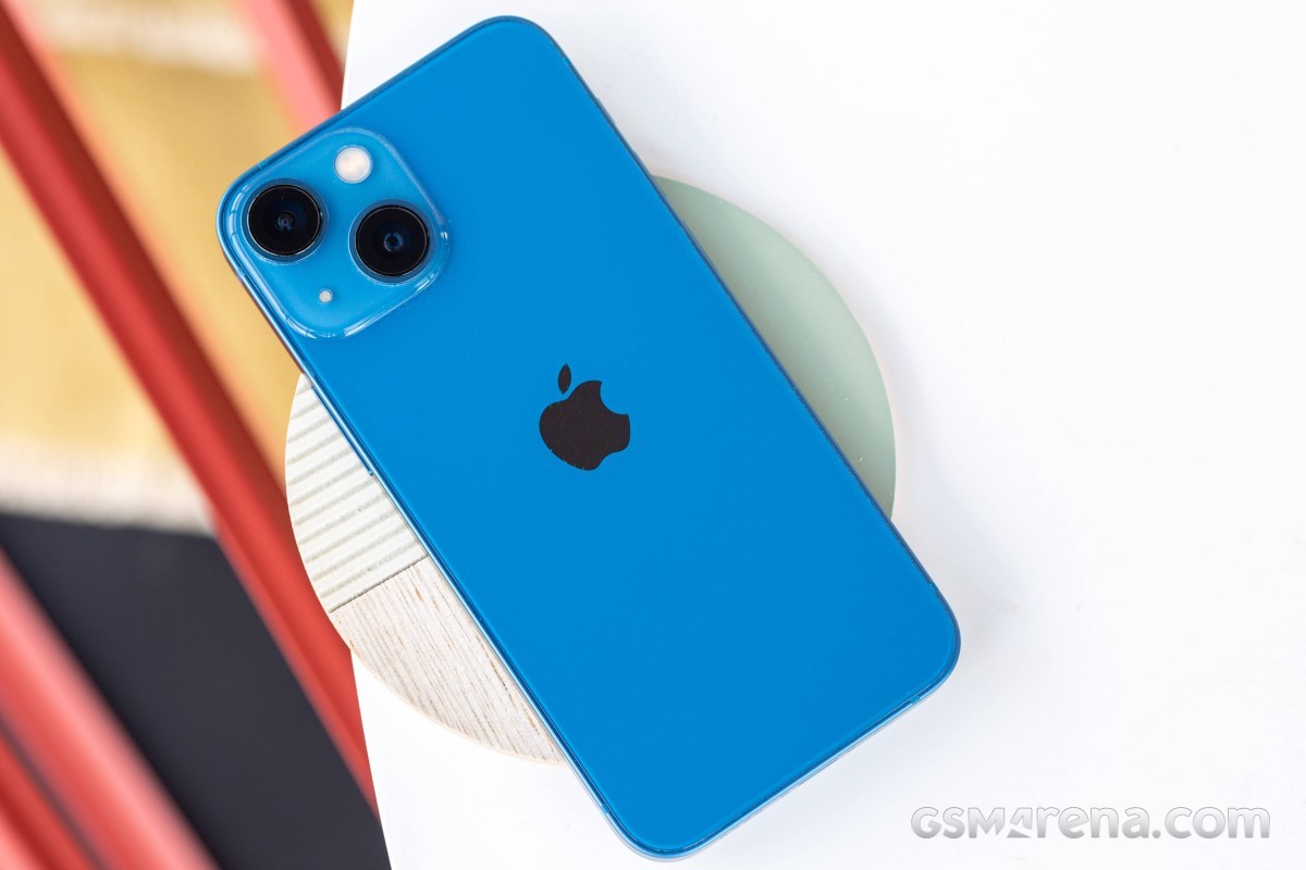 iphone-1-1700190436.jpg