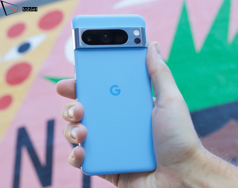pixel-3-1700228701.jpg
