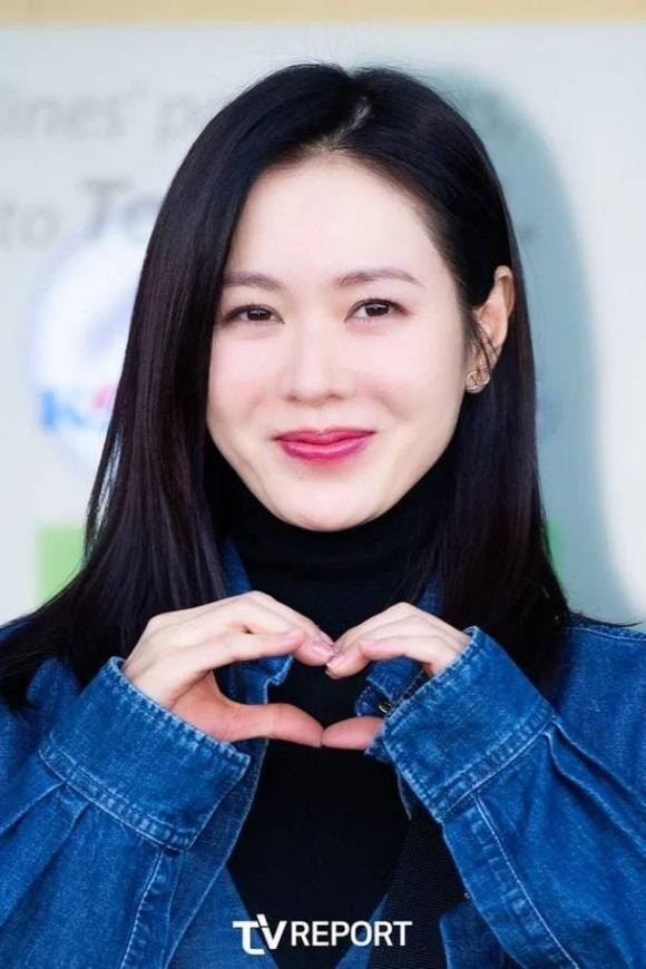 son-ye-jin-3-1700543937.jpg