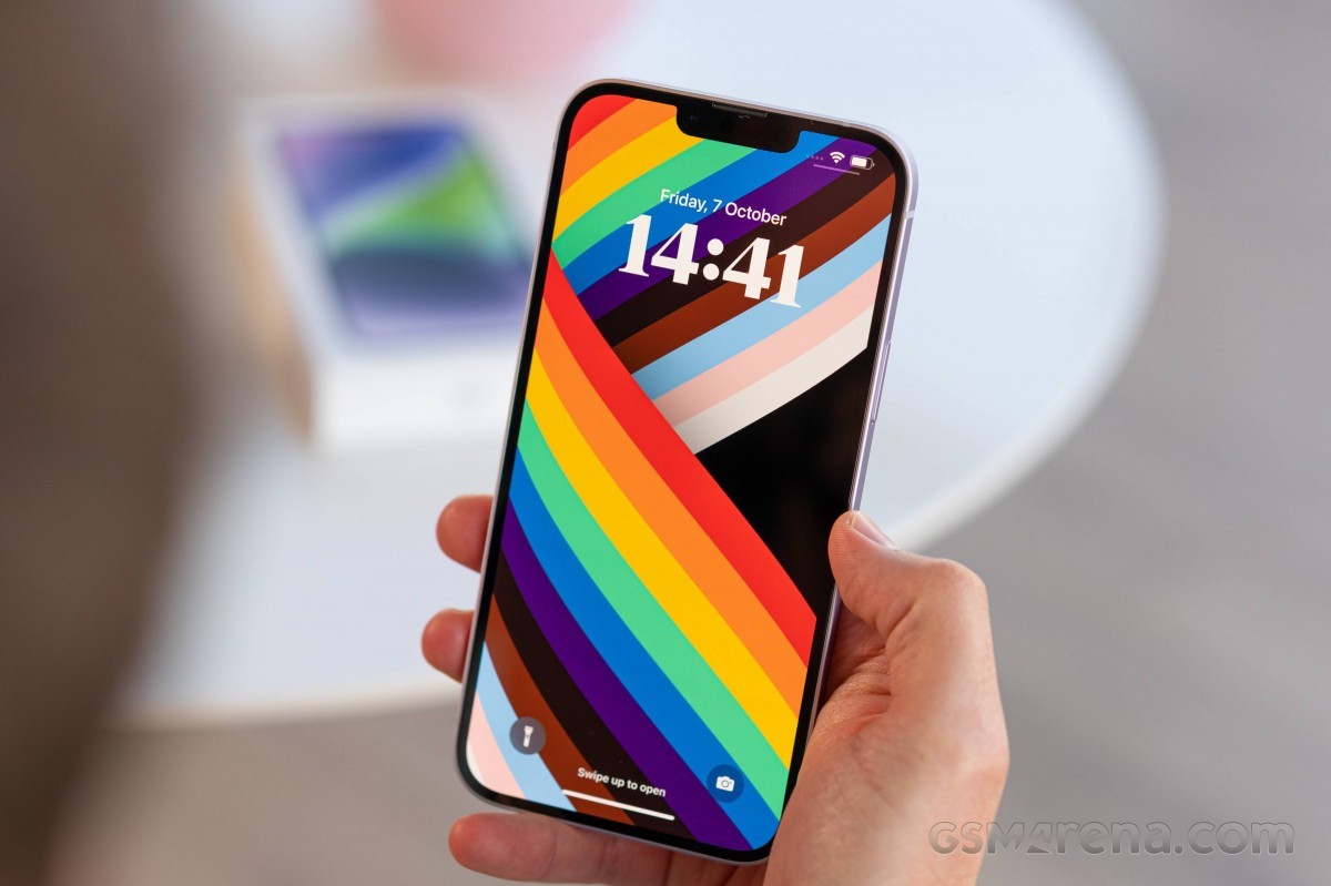 iphone-15-1700623261.jpg