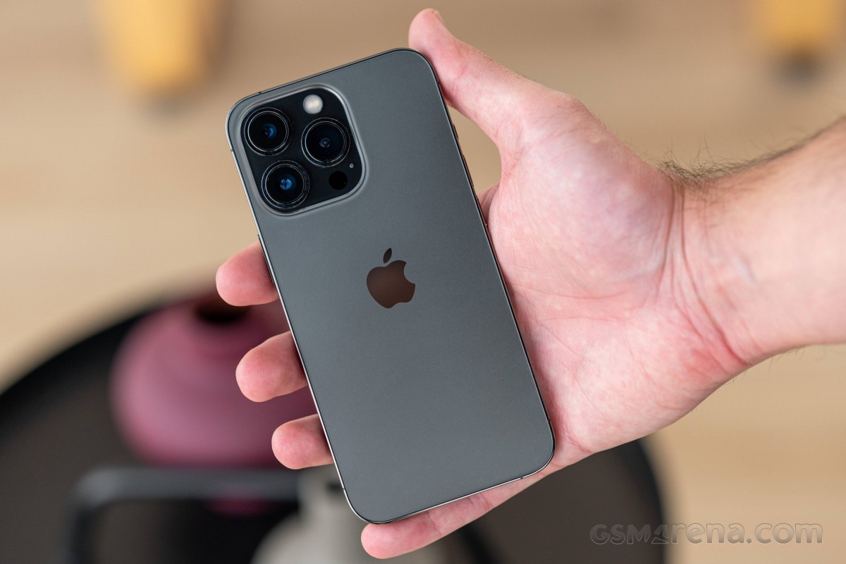 iphone-16-1700627405.jpg