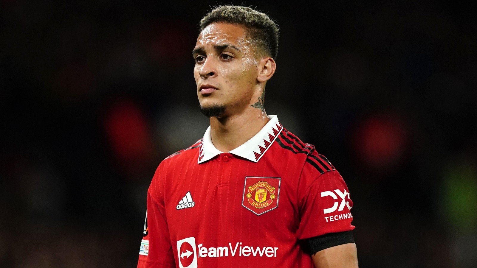 antony-manchester-united-2022-1701075477.jpg