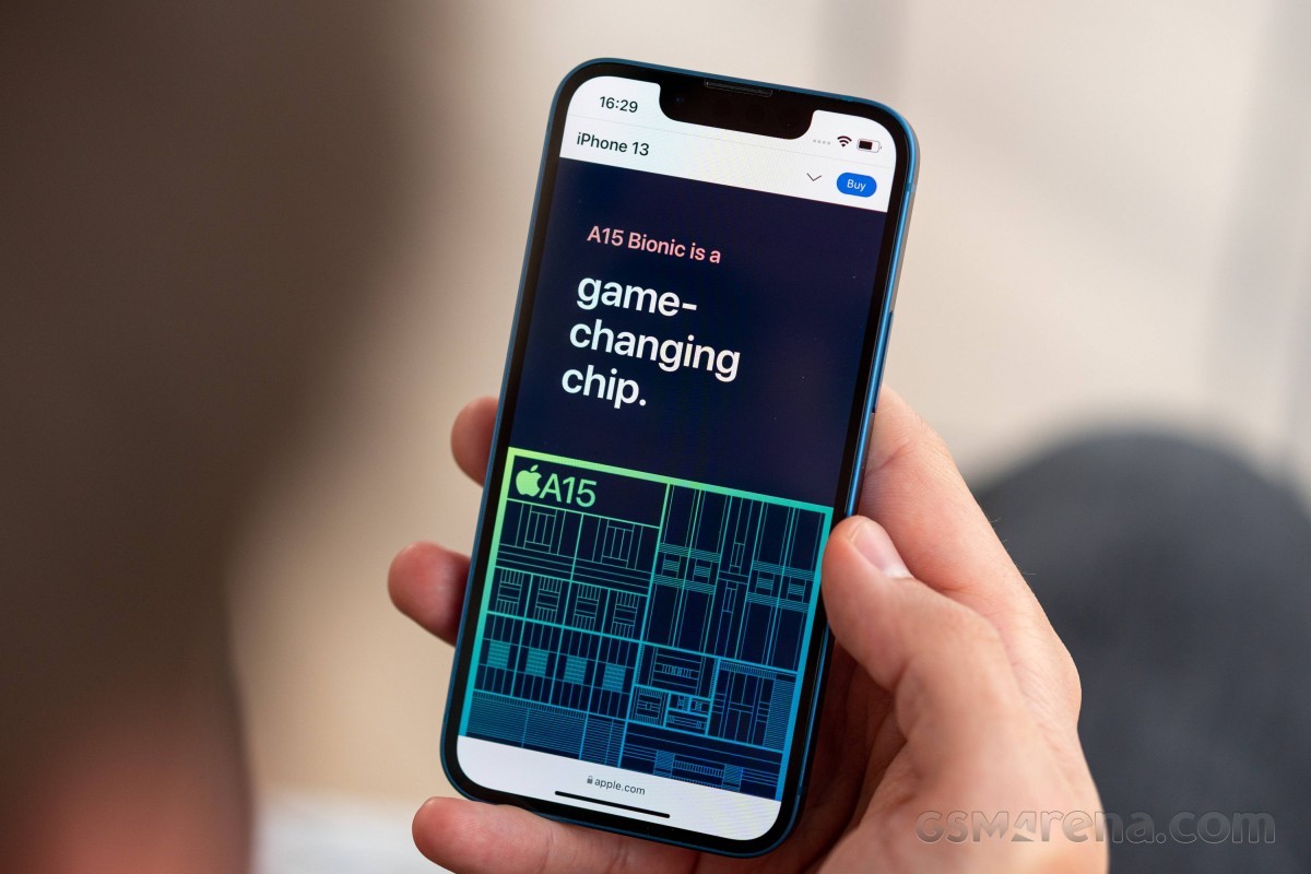 iphone-8-1701054942.jpg