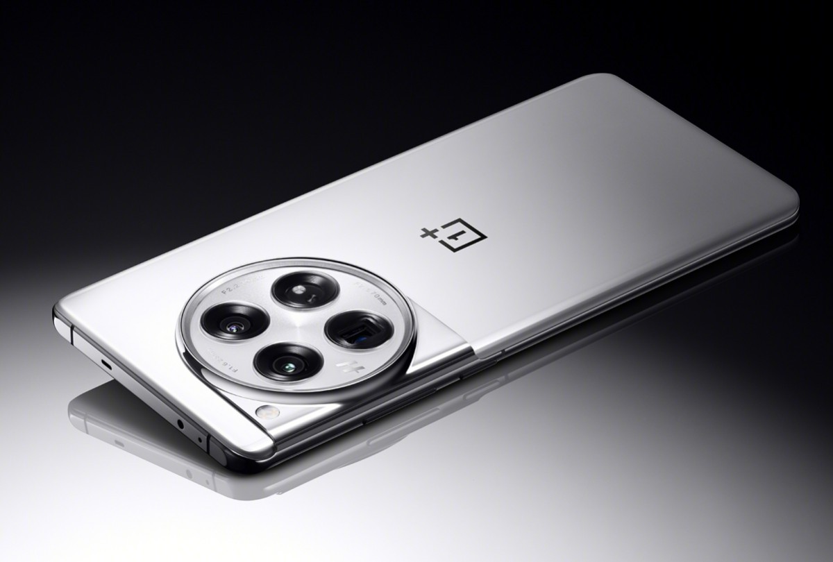 oneplus-1-1701074295.jpg