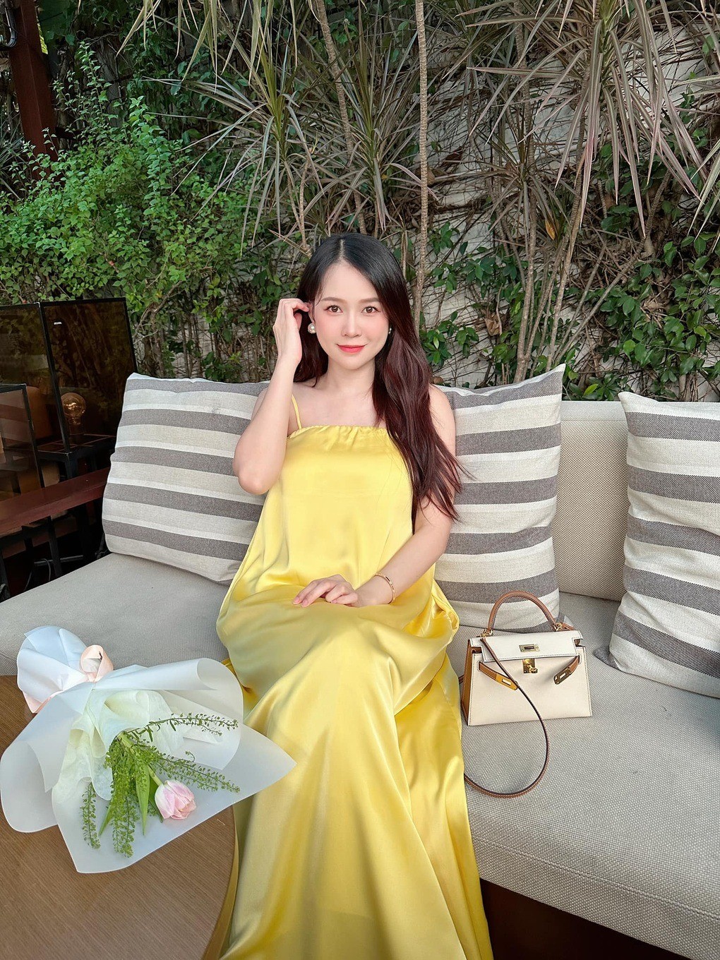 do-nhan-sac-khi-mang-bau-cua-phuong-oanh-thu-quynh-5-1701243206.jpg