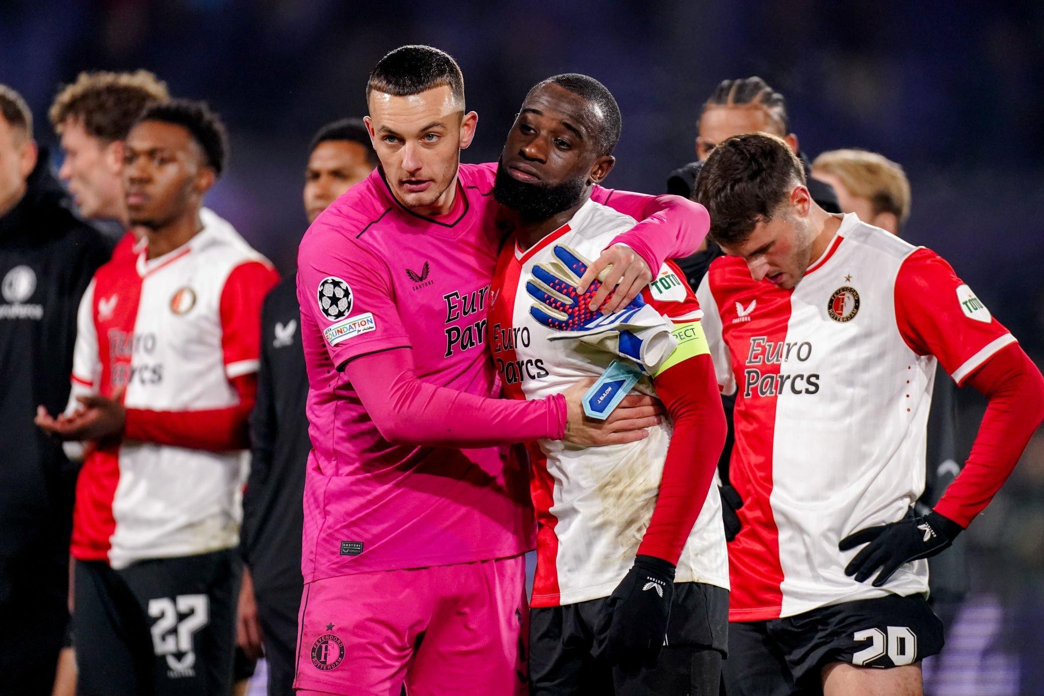 feyenoord-bi-loai-c1-1701214604.jpg