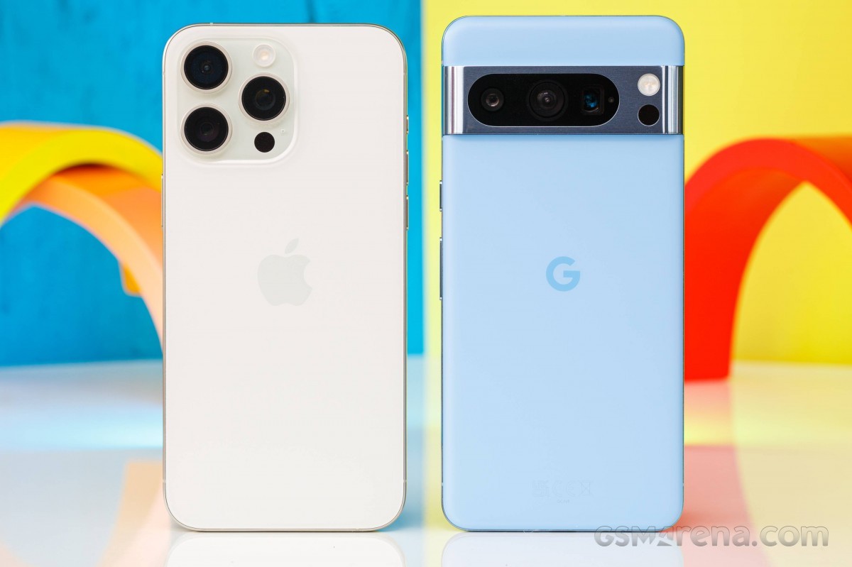 iphone-1-1701318970.jpg