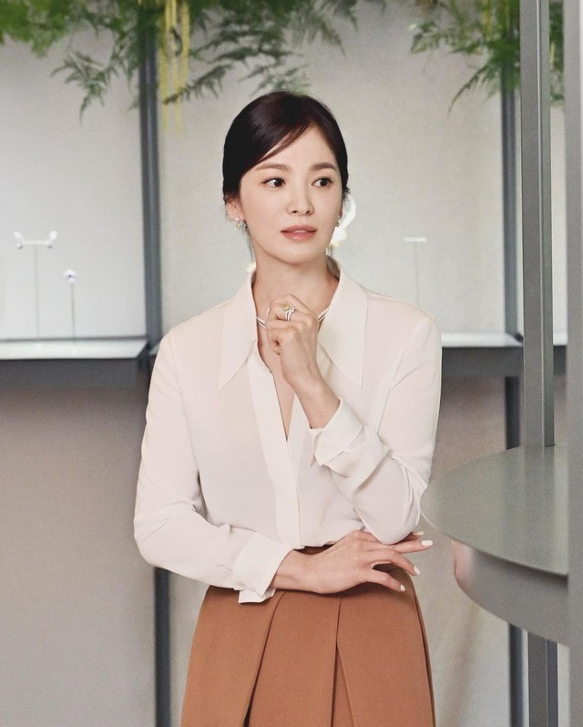 song-hye-kyo-2-1701768435.jpg