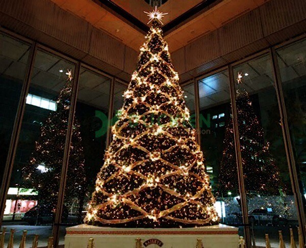 cach-lam-cay-thong-noel-3-1701829248.jpg