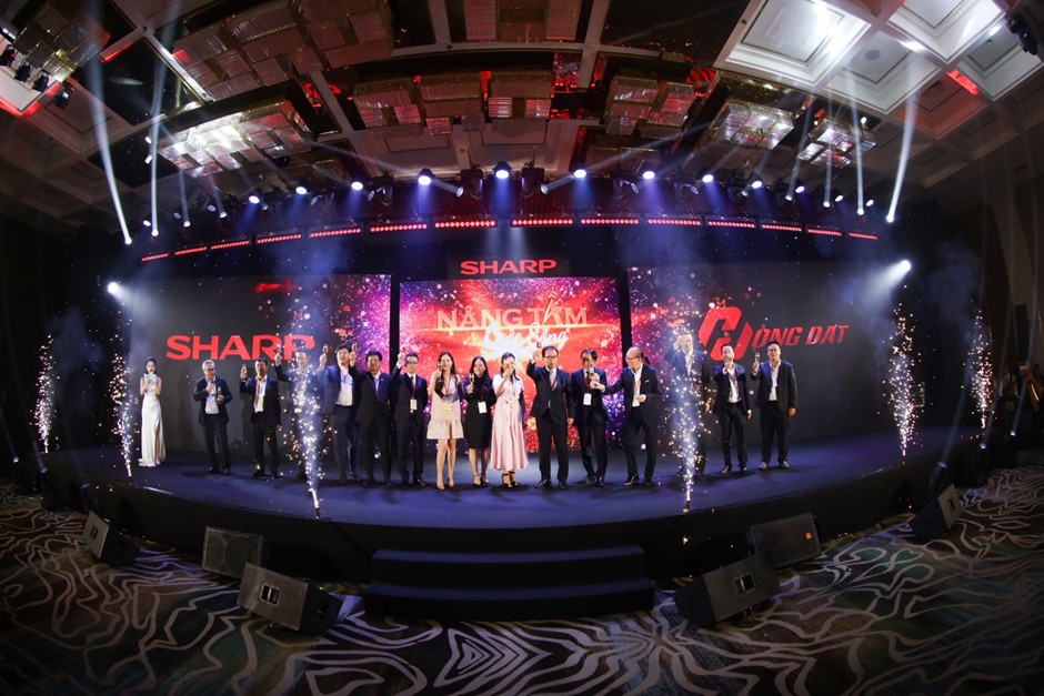 sharp-1-1701941803.jpg