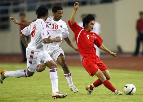 hanh-trinh-dt-viet-nam-tai-asian-cup-2007-tuan-trang-mat-cua-thay-tro-alfred-riedl-144422-1701969525.jpg