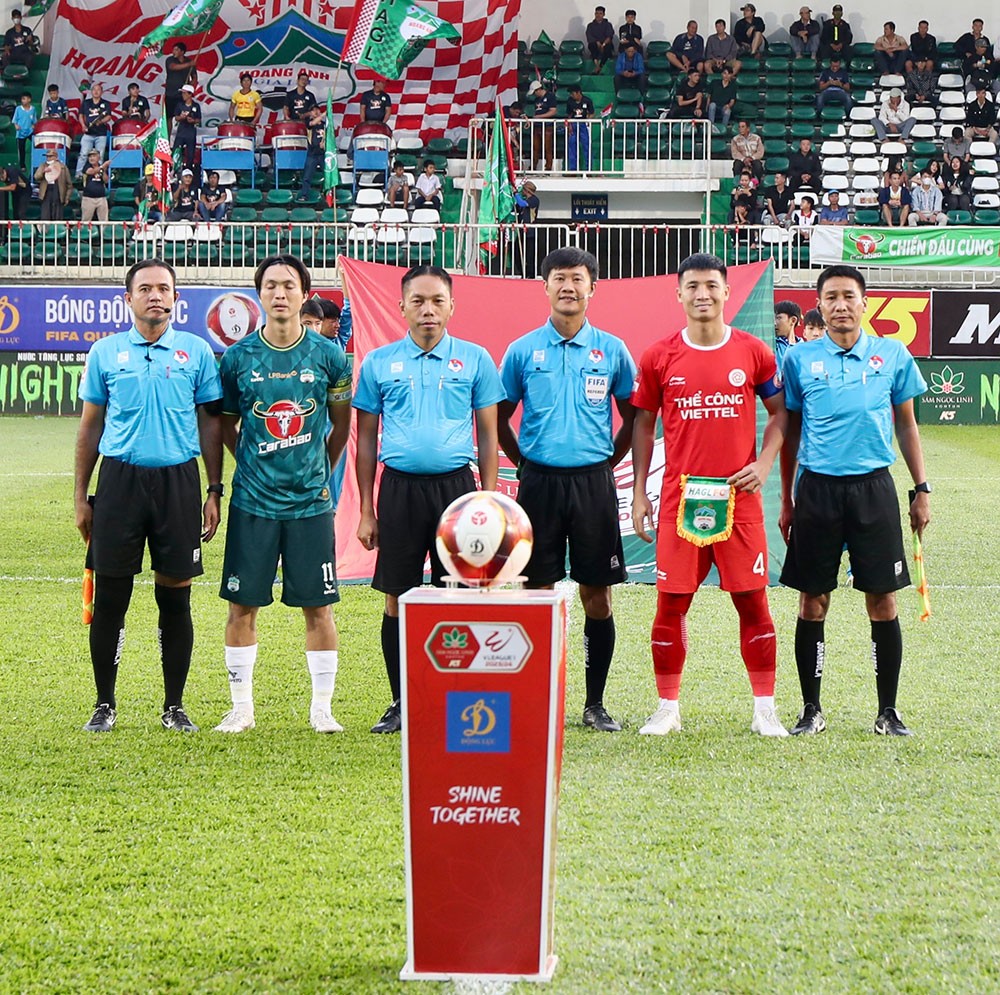 hagl-viettel2023-24-00-1702096259.jpg