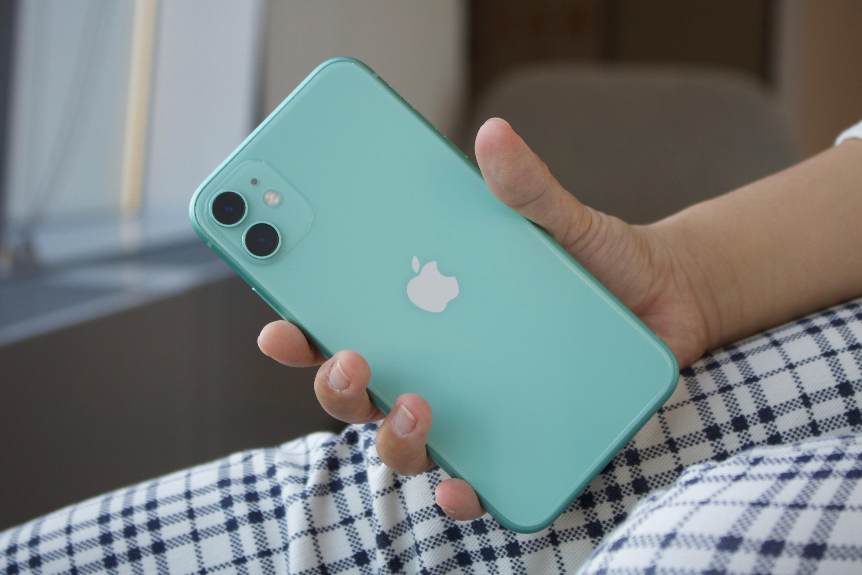 iphone-1-1702182107.jpg