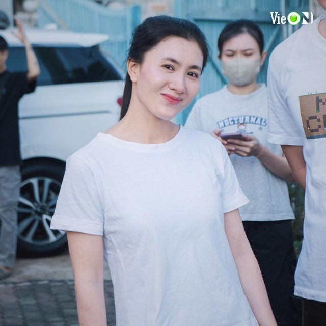 nguyet-anh7-nam-chua-cuoi-se-chi-1702374247.jpg