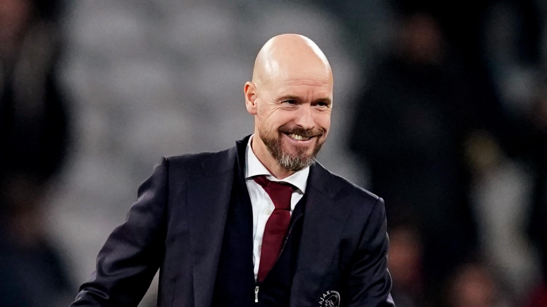 erik-ten-hag-ajax-040622-1702549035.jpg