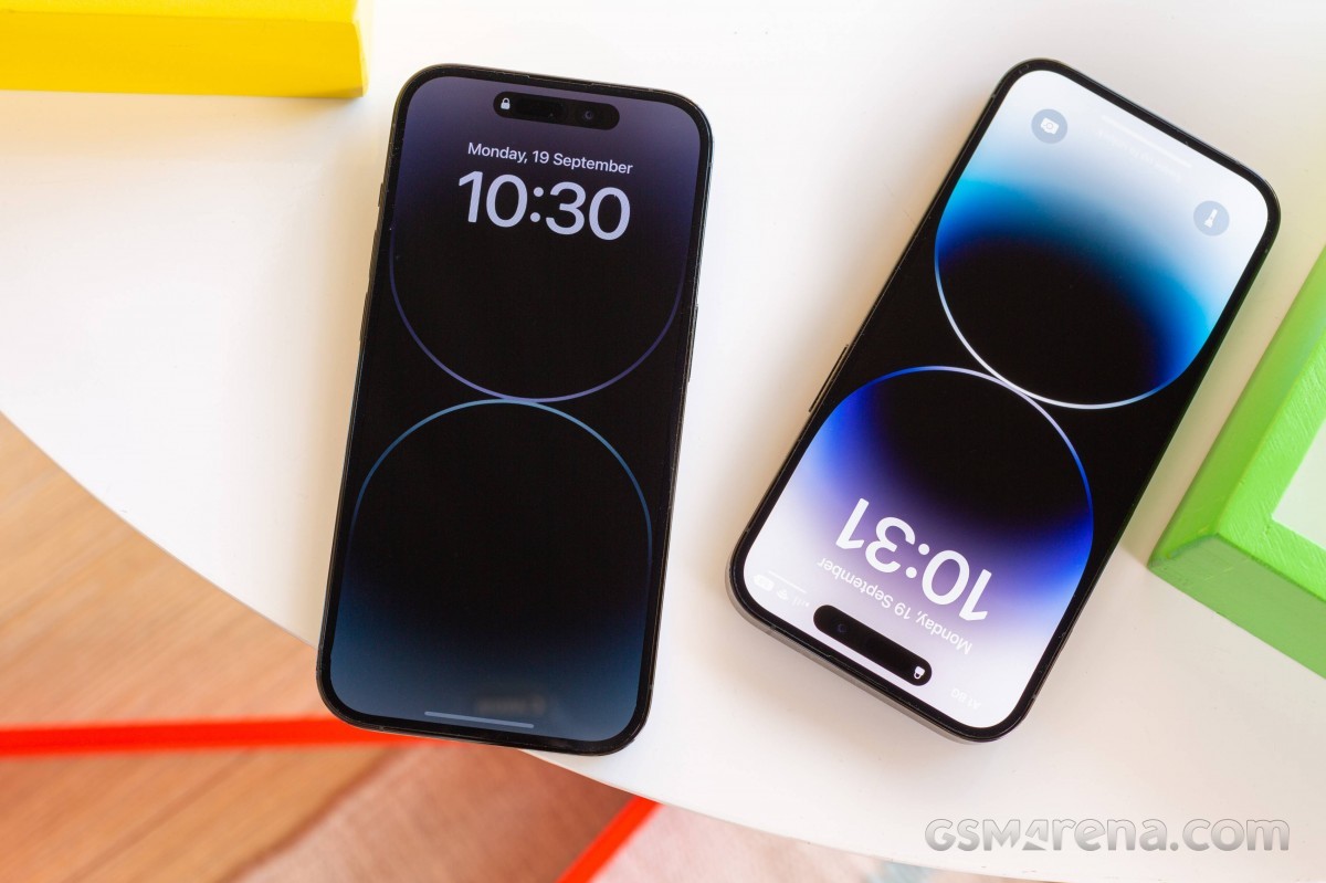 iphone-1-1702874091.jpg