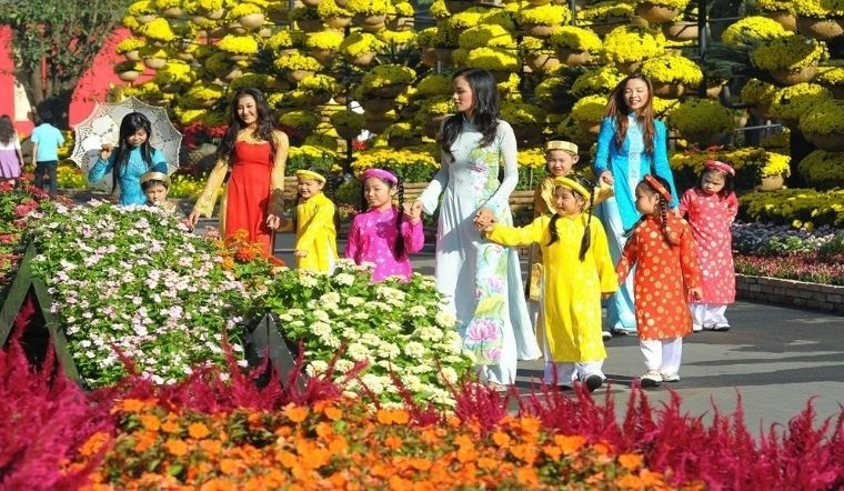 xem-ngay-xuat-hanh-nam-2024-gia-chu-quy-ty-1702980895.jpg